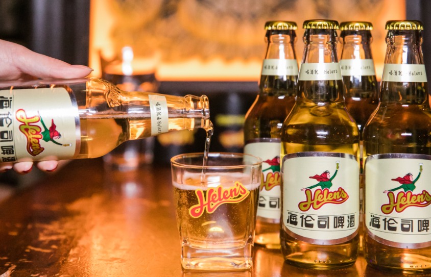 海倫司,小酒館,消費(fèi)群體,年輕人