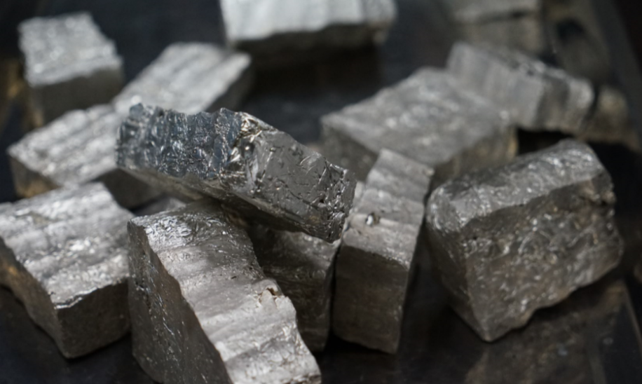 新能源,鋰業(yè),市場地位