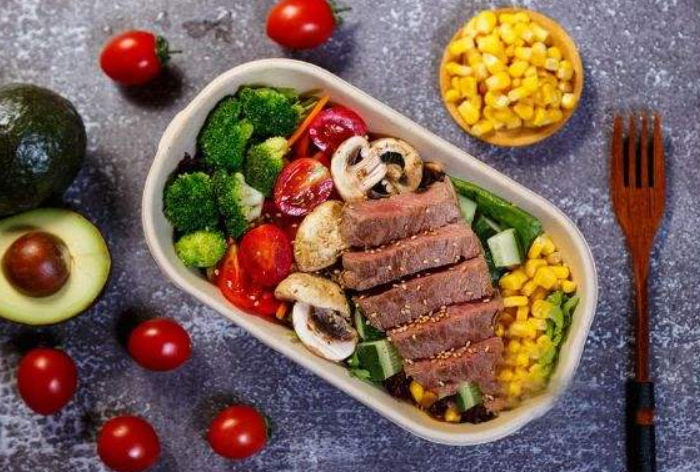 輕食賽道,新元素,營(yíng)業(yè)狀況