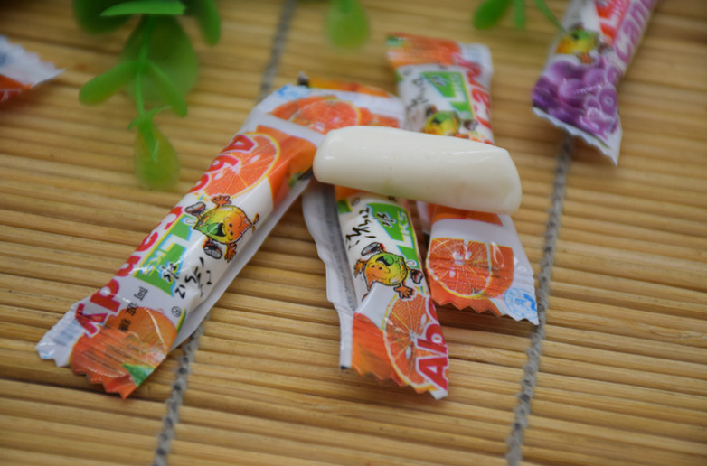 童年零食,回憶殺,“懷舊”風(fēng),地方品牌,新消費(fèi)