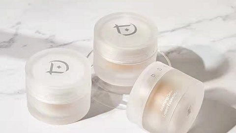 化妝品及日化線(xiàn)下零售